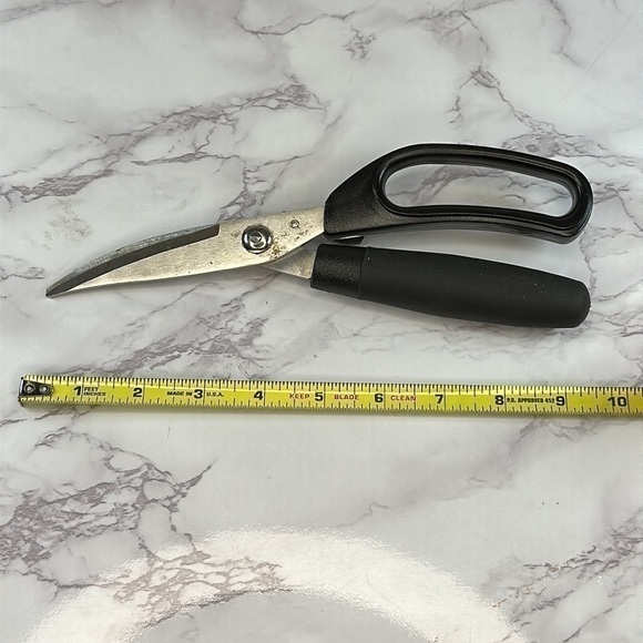 Heavy Duty Scissors - Picture 3 of 4